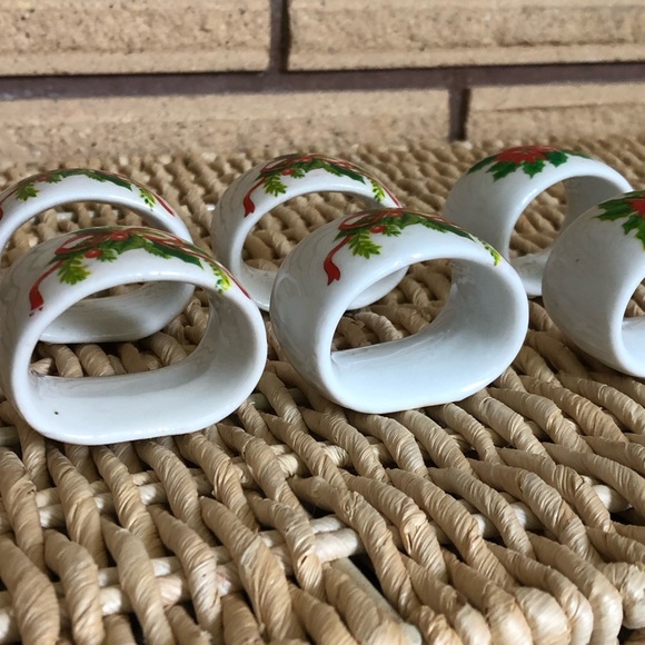 70's Christmas Napkin Rings - Christmas Dining - Poinsettia Christmas - Picture 2 of 11